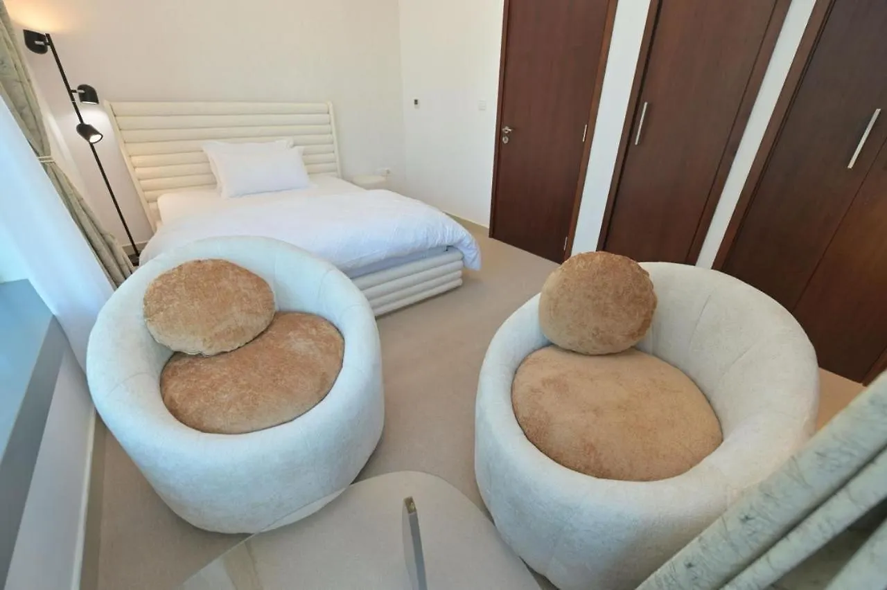 La Vista Holiday Home ドバイ 0*,  アラブ首長国連邦
